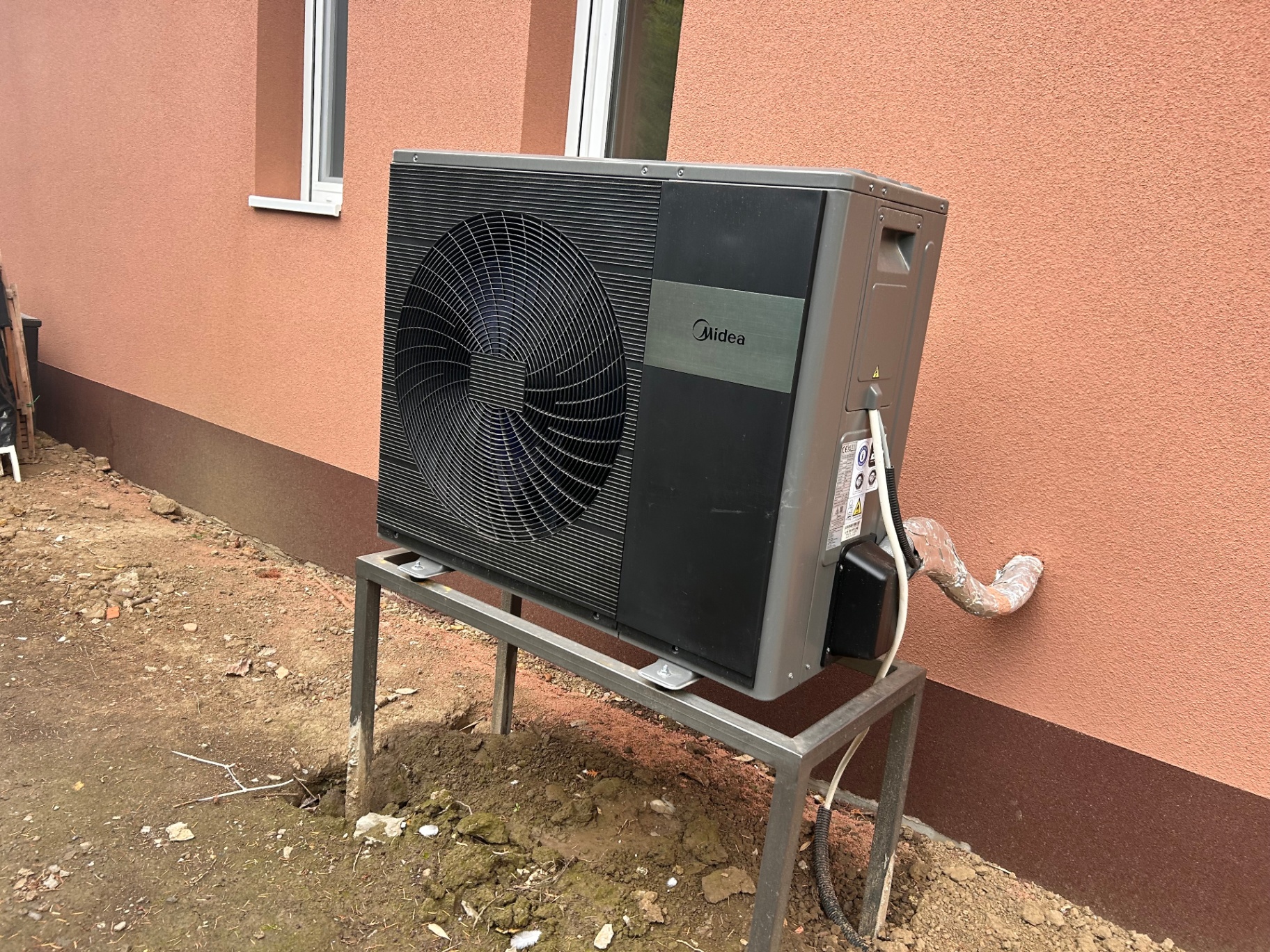 Midea hőszivattyú kültéri egység